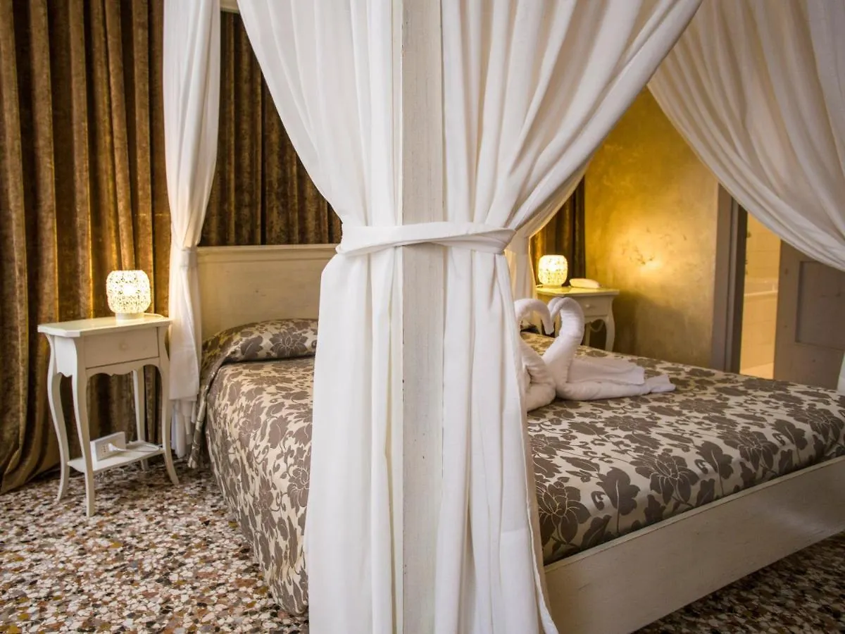 *** Guest house Locanda Casa Martini Venice Italy