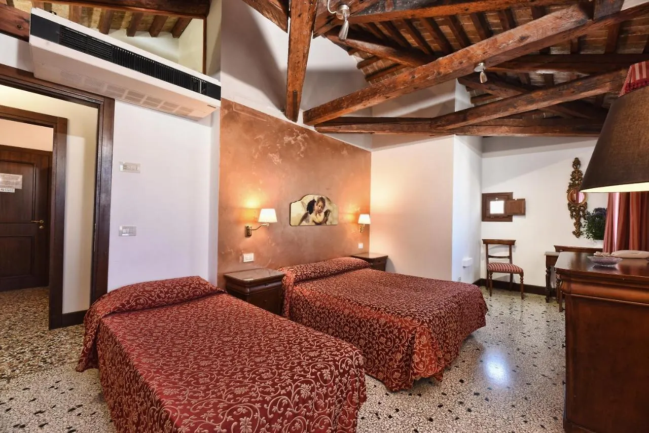 *** Guest house Locanda Casa Martini Venice Italy